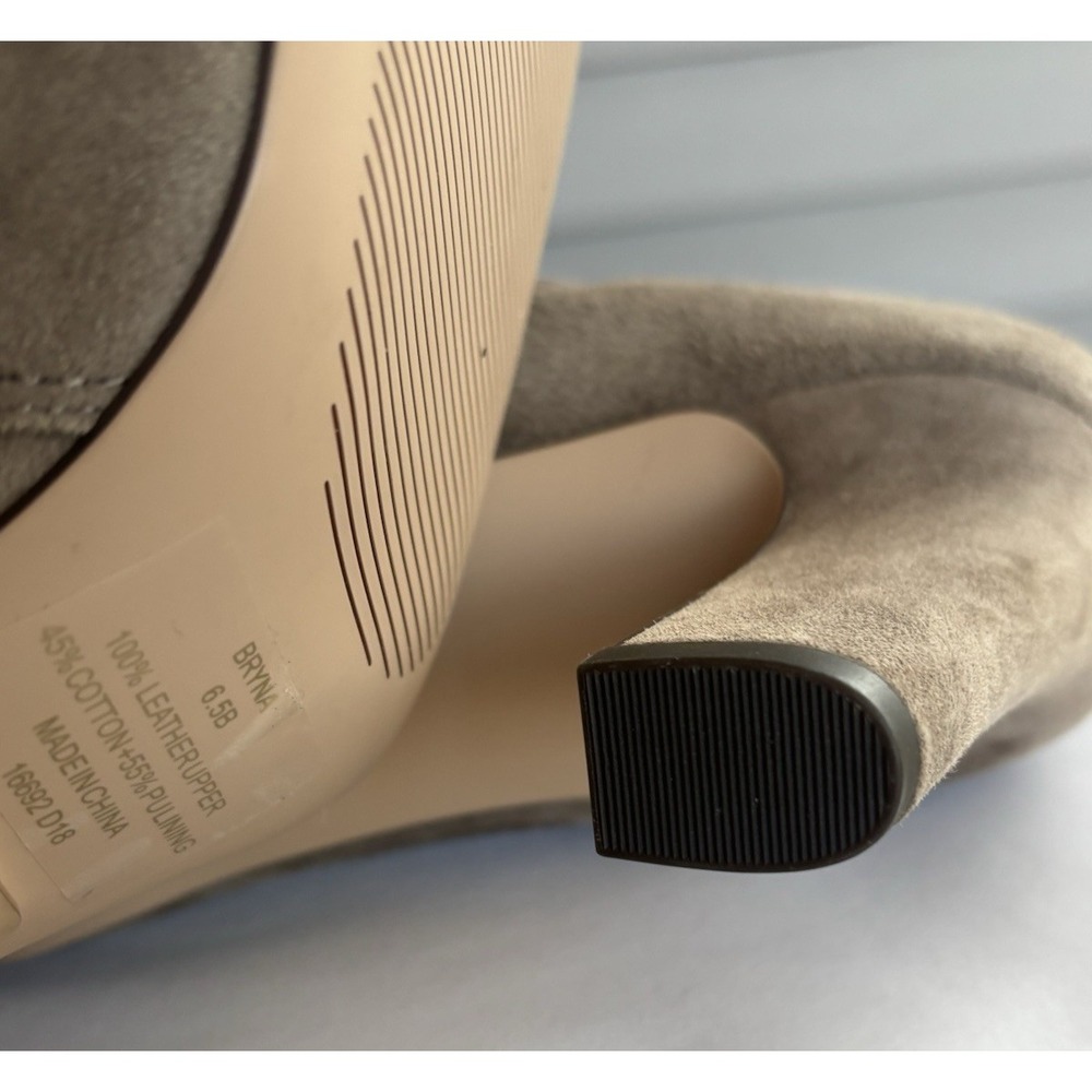 Lauren Ralph Lauren Bryna Suede Ankle Booties Whipstitch Taupe 6.5B Side Zipper - Picture 7 of 13